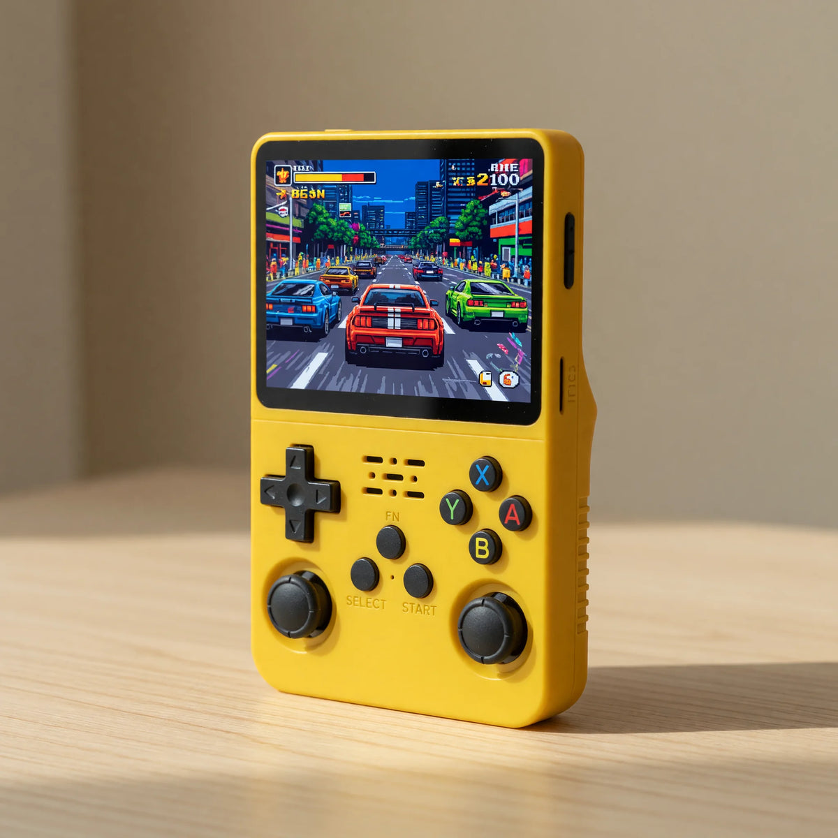 Pocketro One coloris jaune, vue de trois quarts